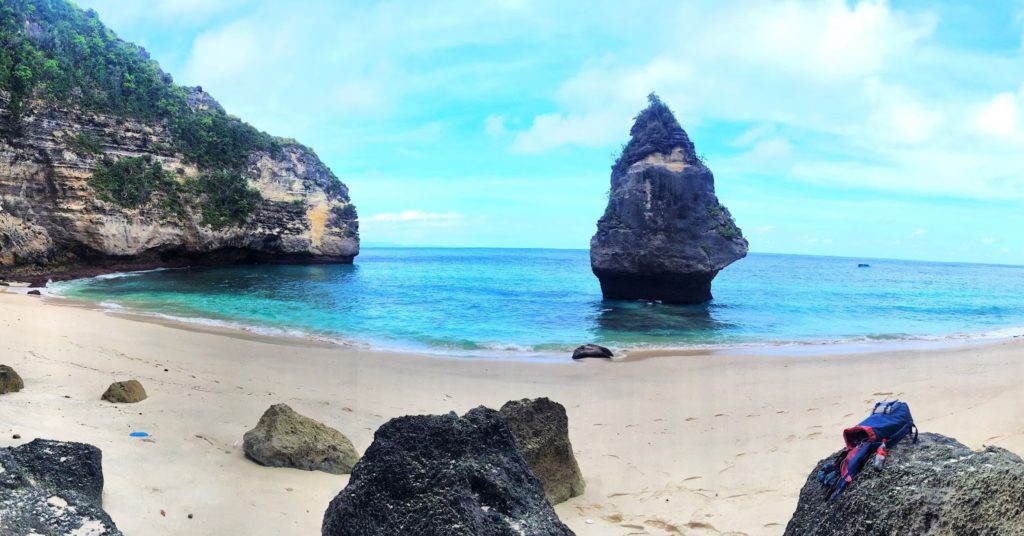 Pantai Suwehan Nusa Penida