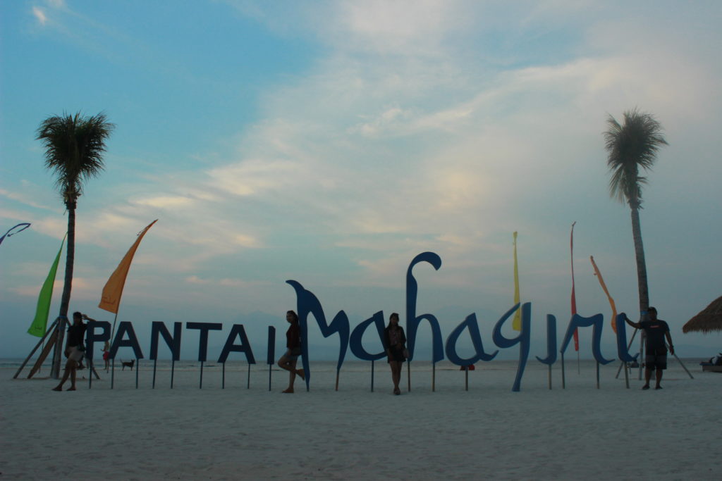 Mahagiriresort@thenusapenida.com