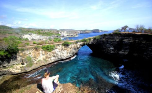 Broken Beach Nusa Penida@thenusapenida.com