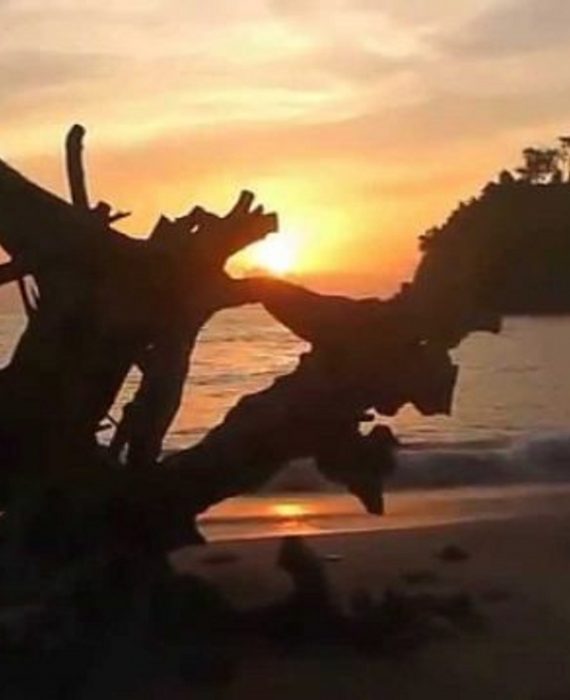 unset-pantai-crystal-bay-nusa-penida-540x405