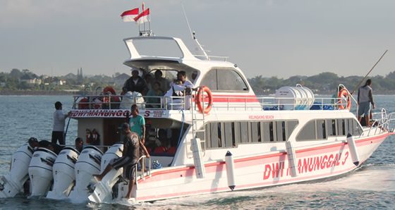 Dwi Manunggal Fast Boat@thenusapenida.com
