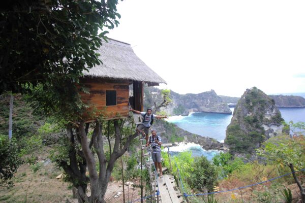 Rumah pohon molenteng Nusa Penida@thenusapenida.com