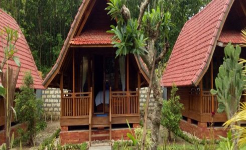 beautiful house Nusa Penida@thenusapenida.com