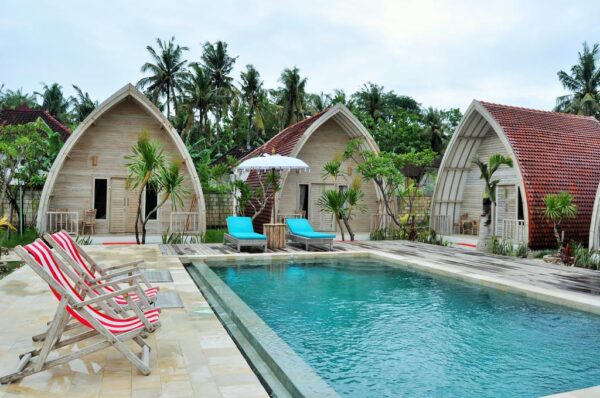 la roja bungalow@thenusapenida.com